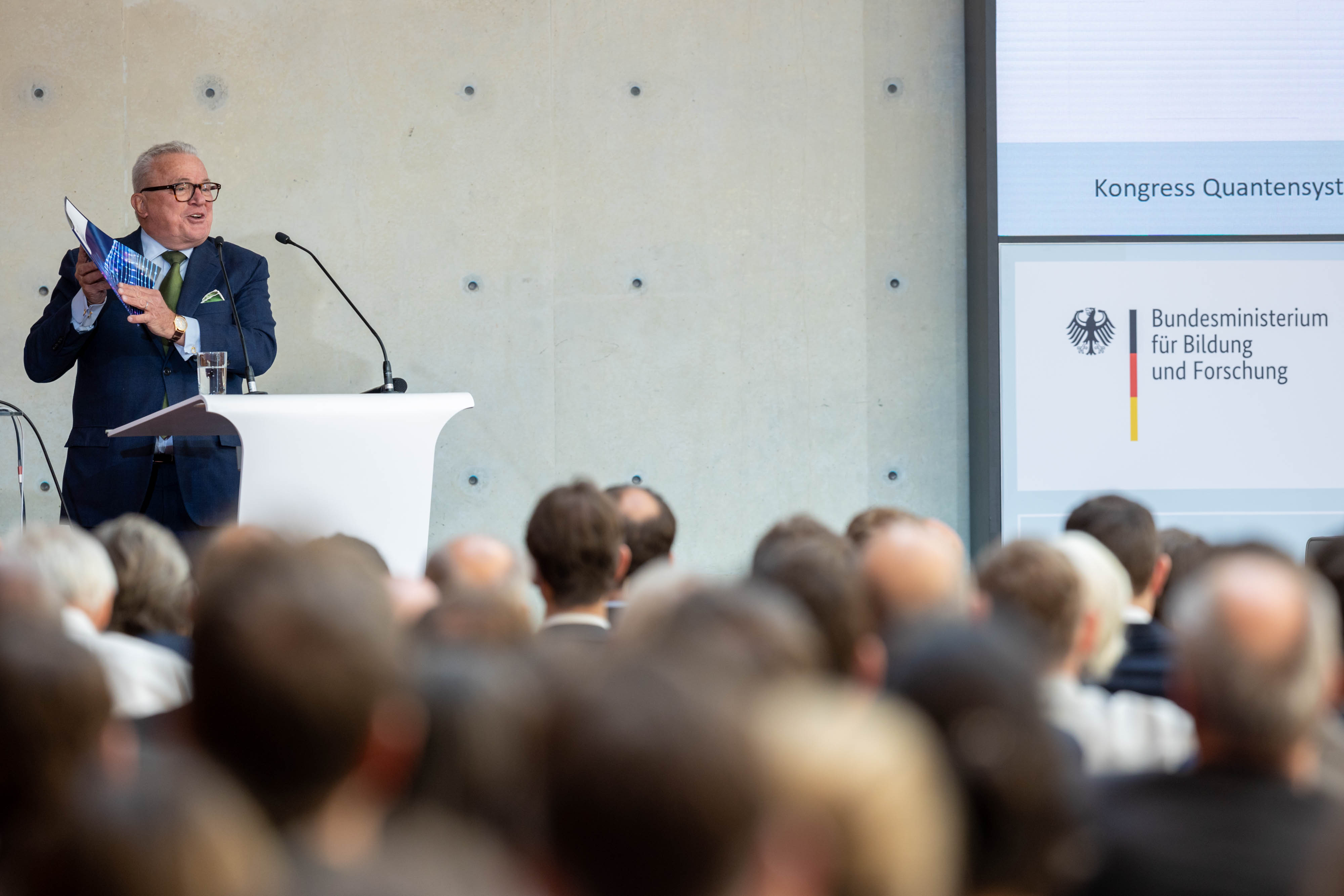 Kongress Quantensysteme 2022 läutet neue Forschungsära ein